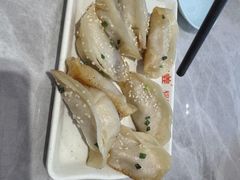 -小姜锅贴(凤凰街店)