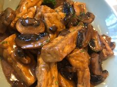 法香口蘑烧豆腐-港丽餐厅(高德置地店)