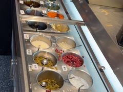 -成都你六姐·牛肉冒菜(城市集市合生汇店)