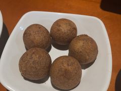 -BHC炸鸡(明洞总店)