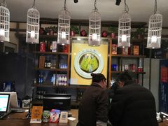 -阿瓦山寨·湘菜现炒·剁椒鱼头王(咸阳总店)