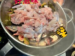 -石锅苗苗鱼(武汉首店)
