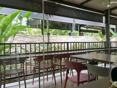 -植物园哈利亚餐厅