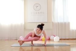 -亚太瑜伽普拉提学院