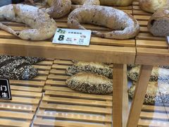 -BROAD面包路·欧式面包(龙湖时代C馆店)