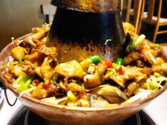 干锅牛蛙-蛙蛙叫干锅年代(簋街总店)