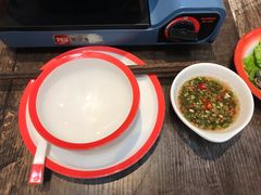 餐具摆设-小龍鳳·港式海鲜打边炉(沙湖路店)