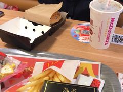 -麦当劳(百联西郊购物中心店)