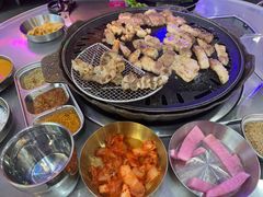 -玄希浪漫厨房·韩料烤肉(湖滨银泰in77店)