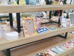 -郑在DIY·潮玩银饰绘画手作(中央大道旗舰店)