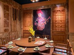 包厢-老滇山寨•云南特色菜•地方菜•民族风情歌舞表演(金碧店)