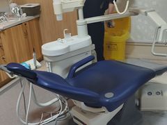 -上海仁爱医院口腔科 · 种植
