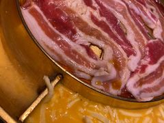 芝士锅底-猪啊牛呀羊啊铜盘烤肉(正大广场店)