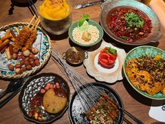 -包整·丝娃娃(一览甲秀楼风景店)