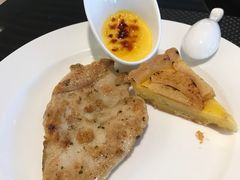 -圣丰索菲特·2 On 988 Café 自助餐厅