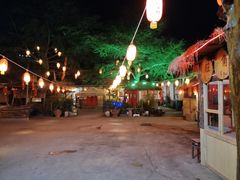 -旺角小渔村·海肠捞饭开创者(环山路店)