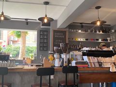 -转山咖啡(松柏社区店)