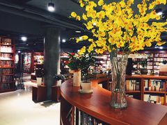 -新华书店(印象城店)