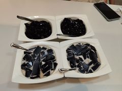 -梧州双钱龟苓膏(丽港航母店)