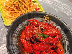 -肥肥虾庄·金牌油焖大虾(杨园滨江时代walk店)