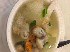 -东豪园林海鲜酒家(南港路辅路店)