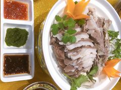 草原手把肉-德乐海蒙餐