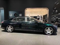 -奔驰北京极光星徽(四元桥店)