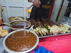 -老鼓楼麻辣烫夹馍