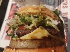 -The Habit Burger Grill 哈比特汉堡(复兴soho店)