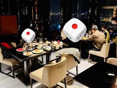 -唐拉雅秀酒店-西锦汇空中BBQ·思创餐厅