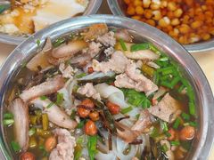 -凤张螺蛳粉·爽口粉(跃进路总店)