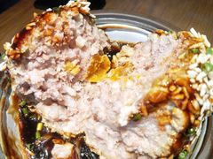 含双黄咸鸭蛋的招牌狮子头-扬州狮子楼·非遗淮扬菜(东关街店)