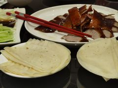 新雅片皮鸭-新雅粤菜馆(南京东路店)