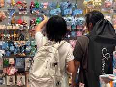 -名创优品(山东青岛华润万象城店)
