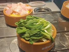 -龍歌自助小火锅(芝罘万达店)