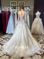 -予白婚纱礼服馆