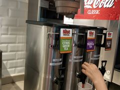-The Habit Burger Grill 哈比特汉堡(爱琴海店)