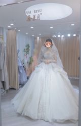 -台湾蔡美月婚纱租赁