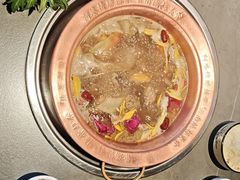 -阿婆情腊排骨火锅·野生菌季(古城旗舰店)