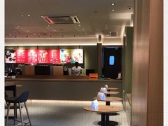 -星巴克臻选(上海中环广场2F店)