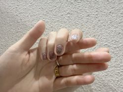 -进巍美甲美睫