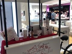 -DIOR迪奥(德基广场女装店)