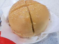猪扒包-旺角宝港式茶餐厅(寮步店)