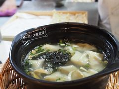 -馋三尺蟹粉小笼(人民广场店)