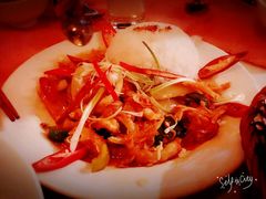 -Lanterns Vietnamese Restaurant