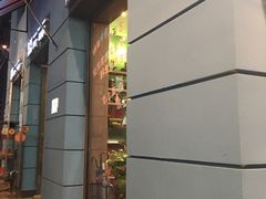 -香巴拉云南餐厅(华莱坞店)