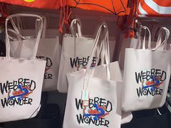 -名创优品(北京新中关购物中心地铁层店)