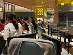 -元素自助餐厅·生蚝·海鲜·刺身(萝岗汇华希尔顿逸林酒店)