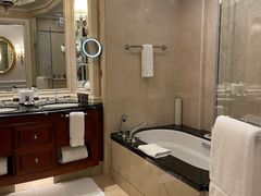 -广州富力丽思卡尔顿酒店