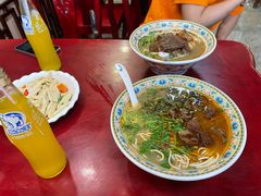 -金杨拉面王小吃面馆·牛三宝面·红烧牛肉粉